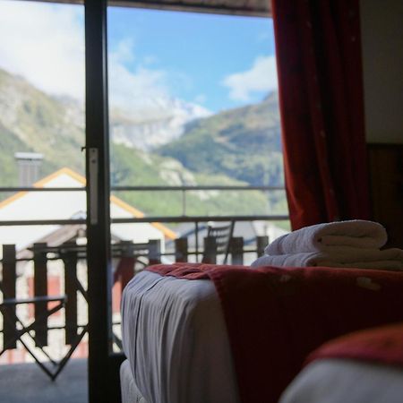 Le Dahu Hotel Chamonix Bagian luar foto