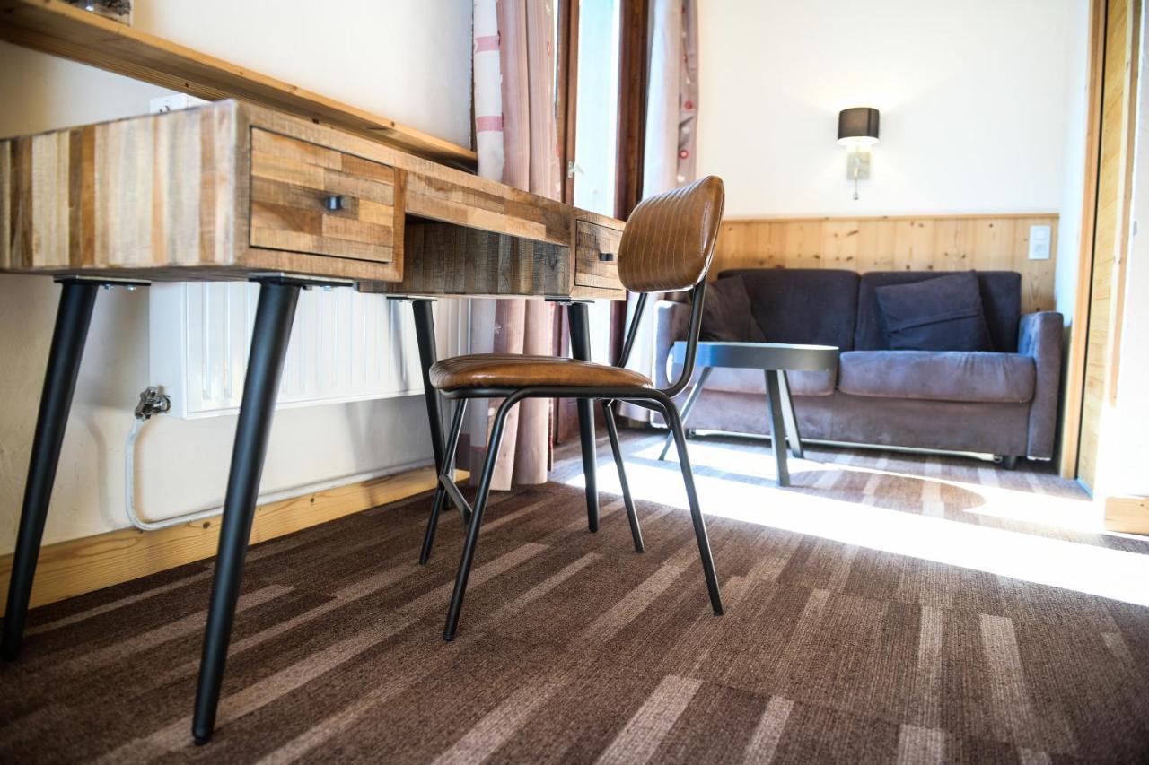 Le Dahu Hotel Chamonix Bagian luar foto