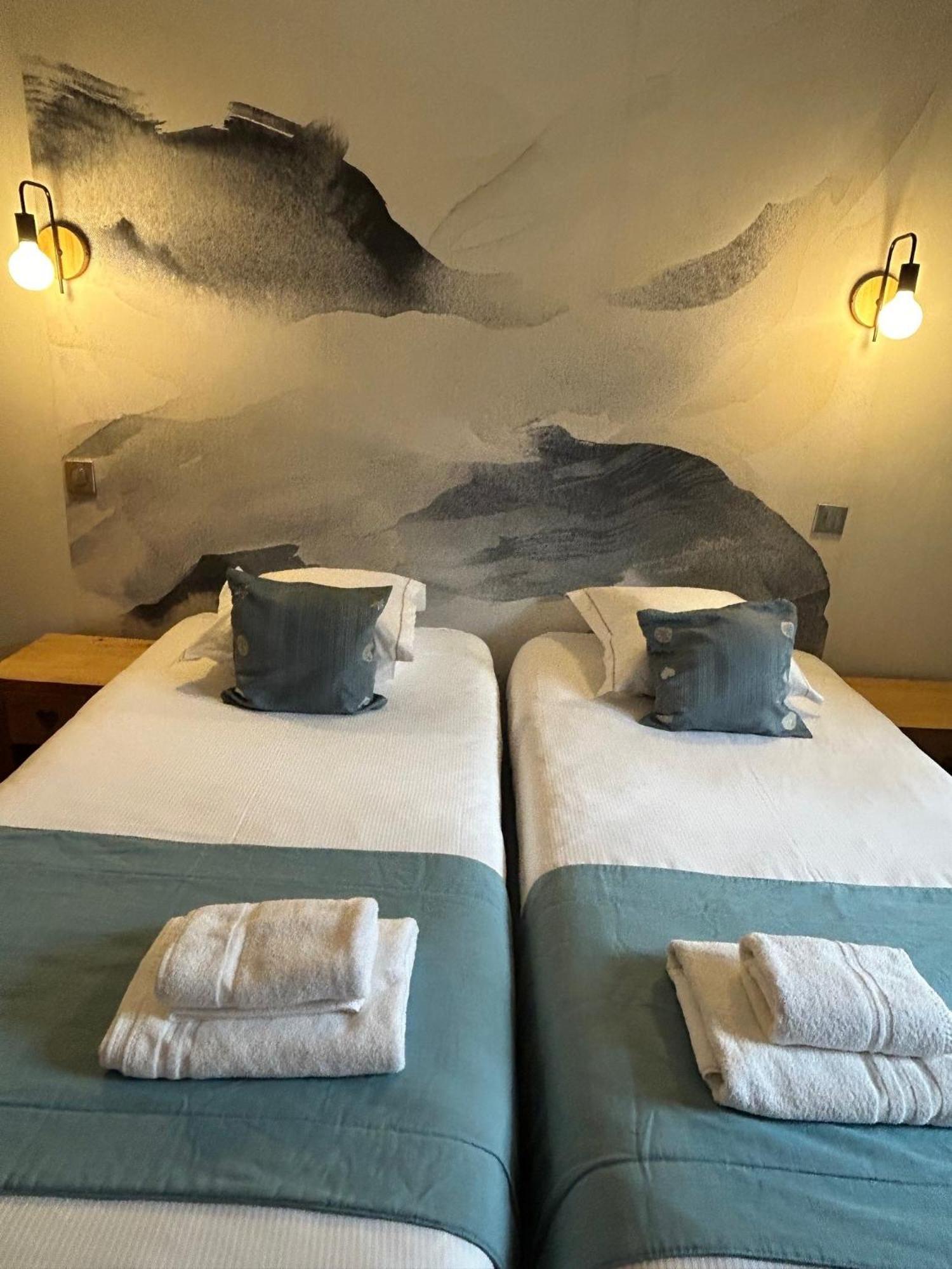 Le Dahu Hotel Chamonix Bagian luar foto