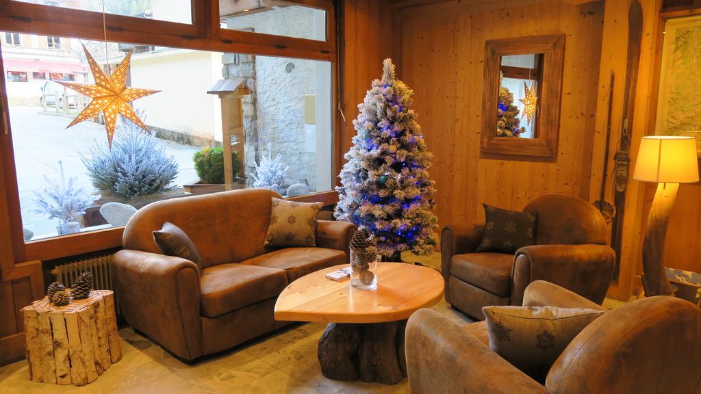 Le Dahu Hotel Chamonix Bagian luar foto
