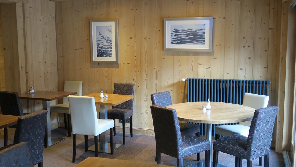Le Dahu Hotel Chamonix Bagian luar foto