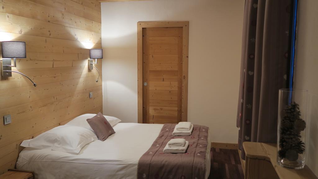 Le Dahu Hotel Chamonix Bagian luar foto