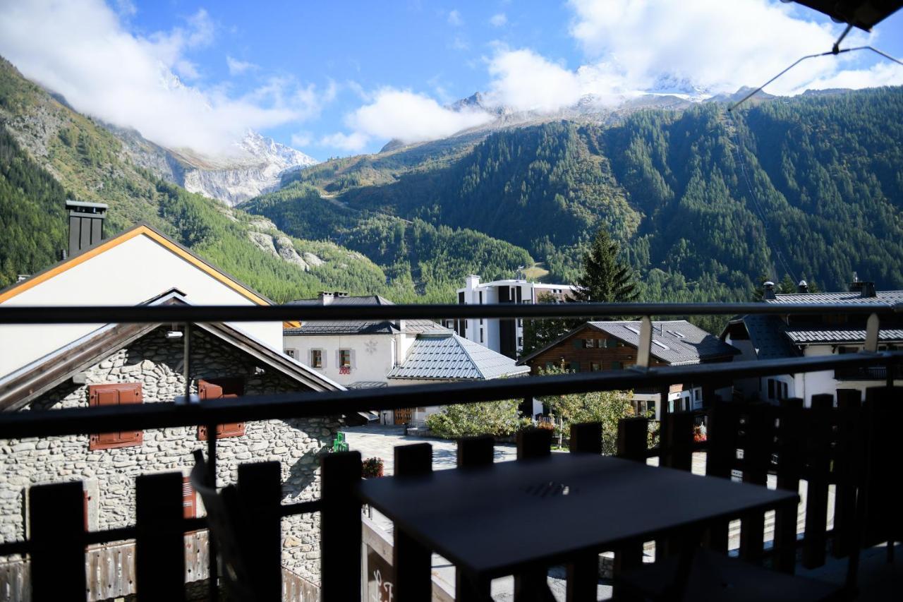 Le Dahu Hotel Chamonix Bagian luar foto