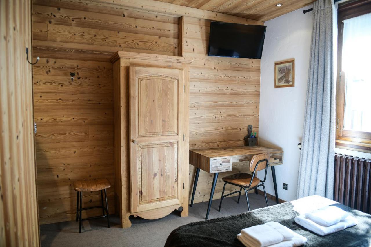 Le Dahu Hotel Chamonix Bagian luar foto