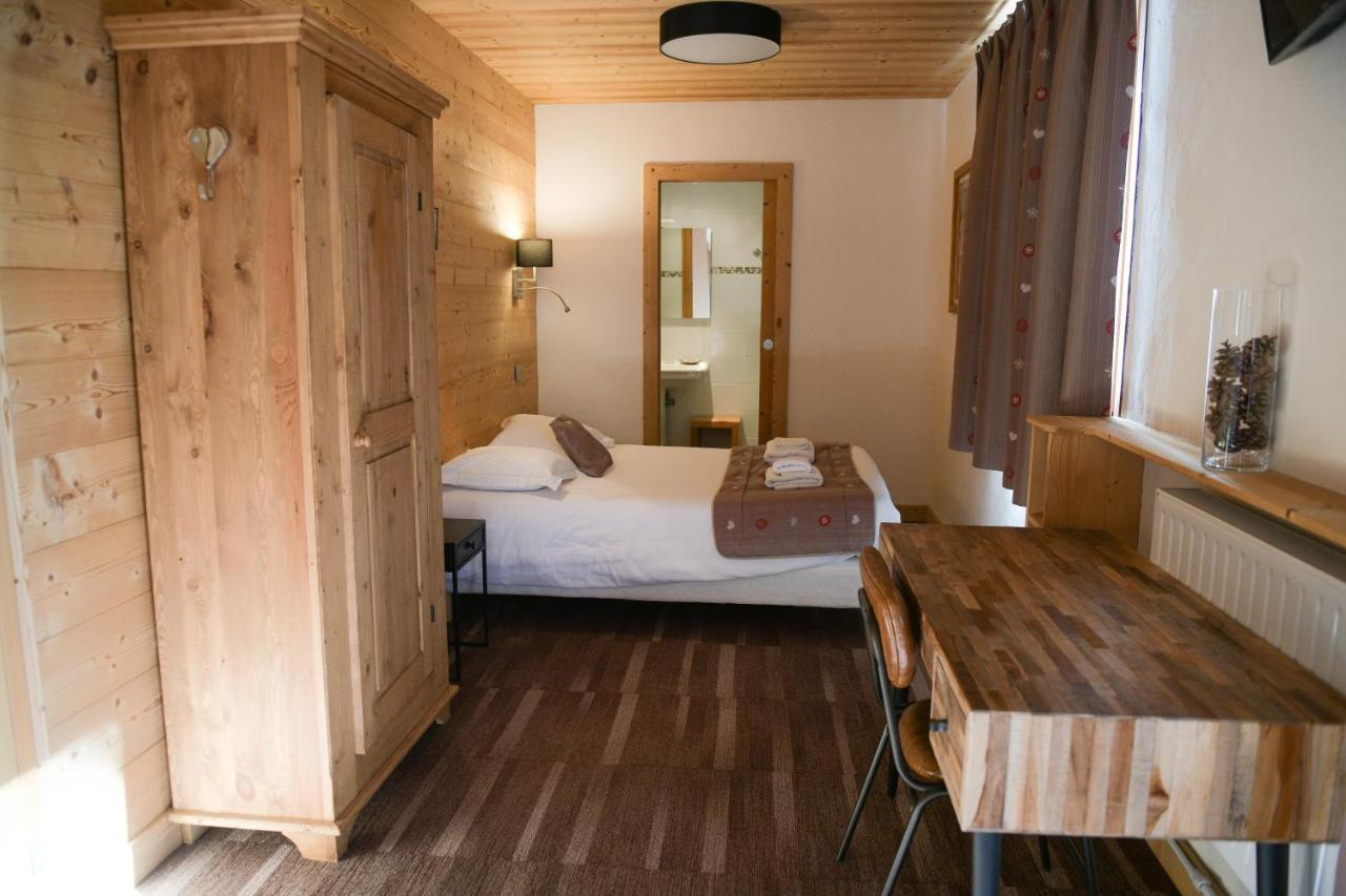 Le Dahu Hotel Chamonix Bagian luar foto