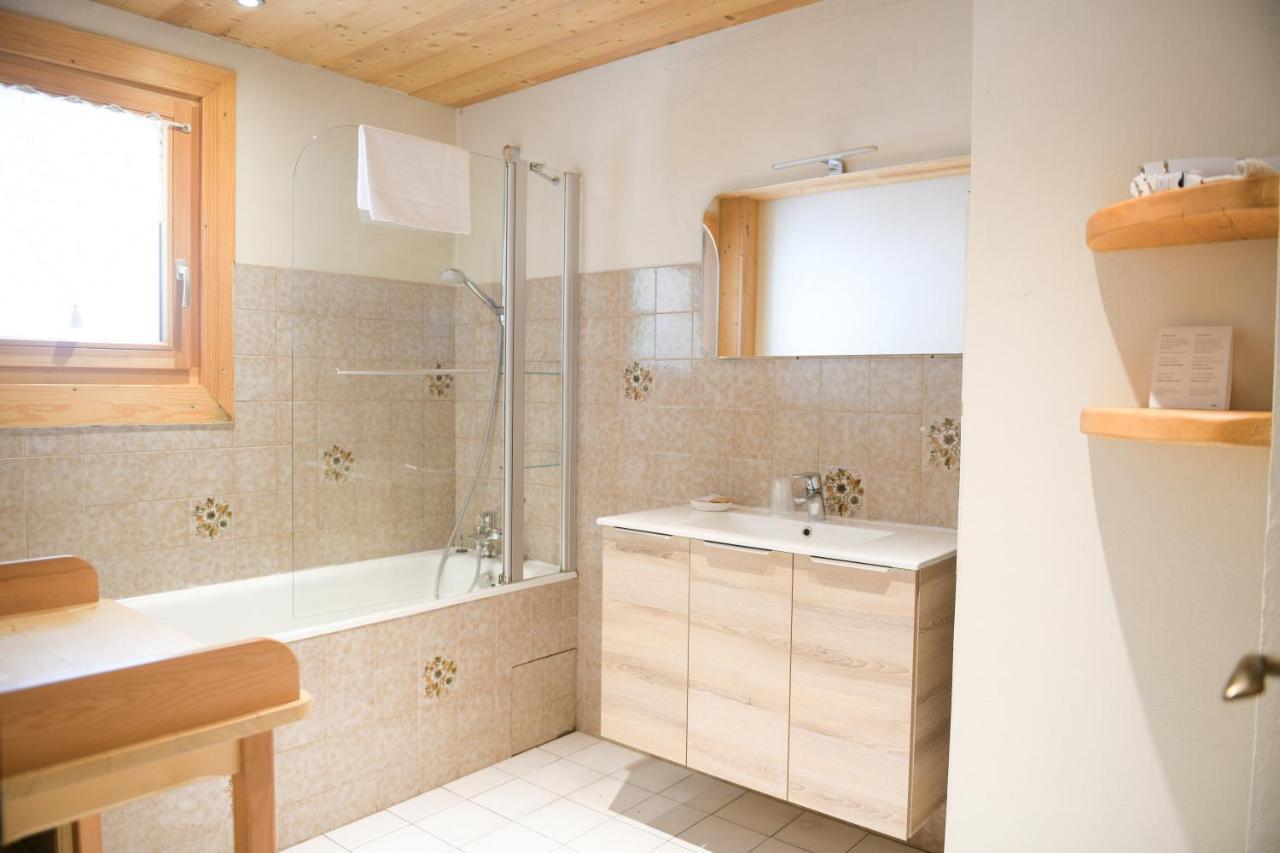 Le Dahu Hotel Chamonix Bagian luar foto